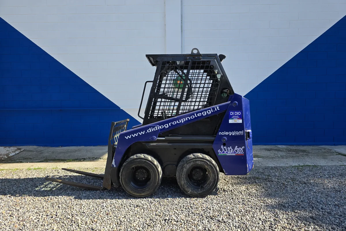 G02 Noleggio Minipala Bobcat 453 web